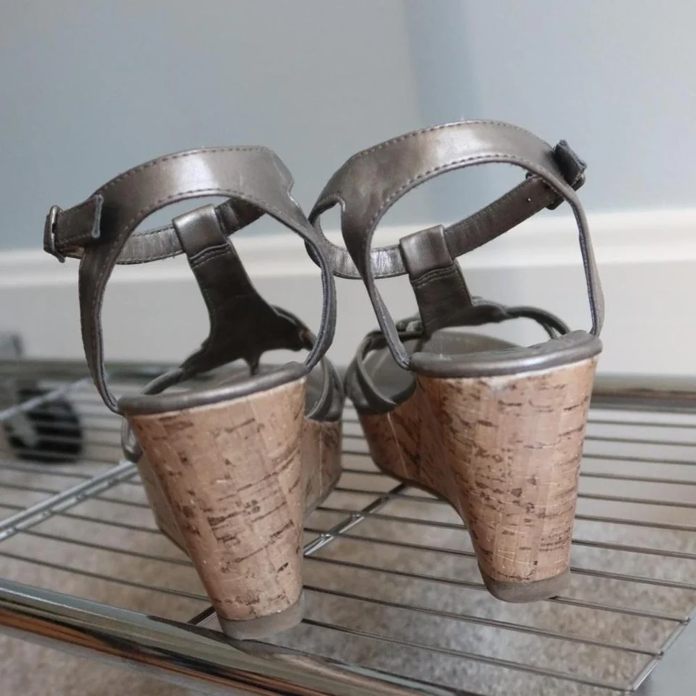 Vintage LEI Silver and Grey Wedge Sandals with Stone‎ Detailing - Picture 4 of 8